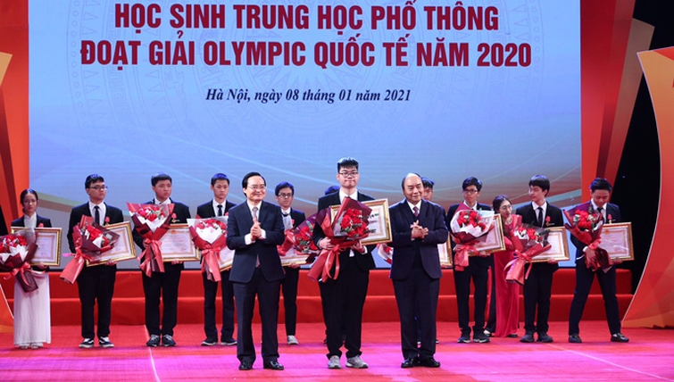 Young talents encouraged to study hard, fuel deep passion